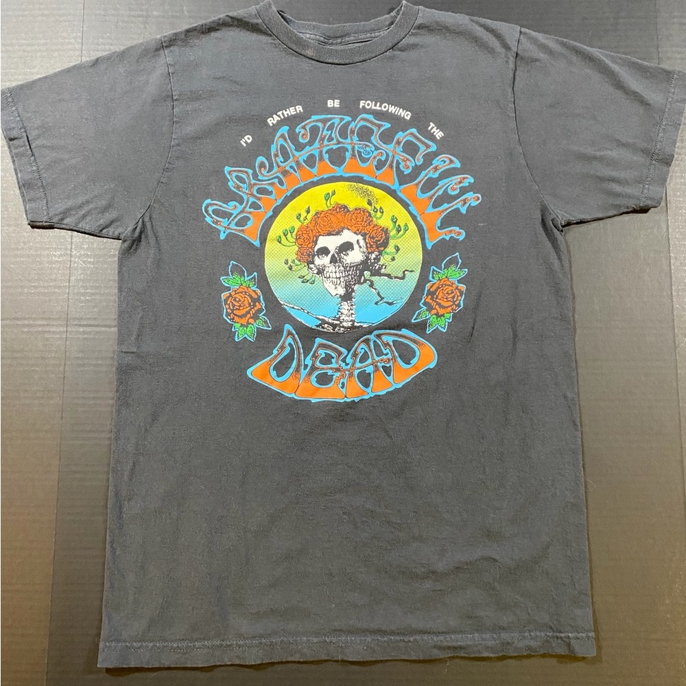 Grateful Dead Band Graphic T-Shirt - Bertha Skull w/ Roses